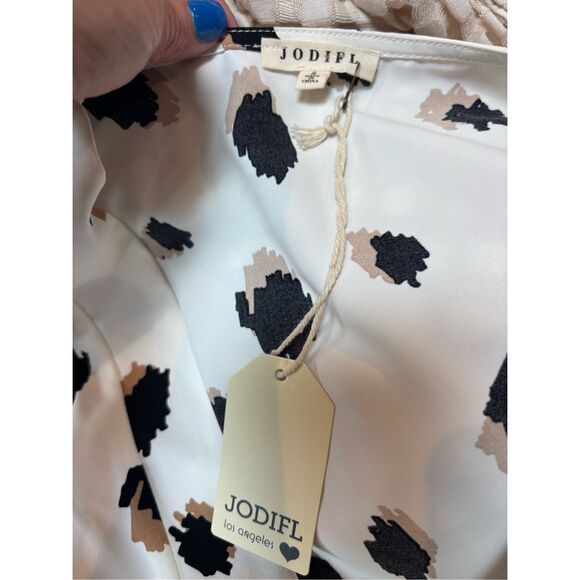 Amazon NWT S Cooler Days Cheetah Print Bubble Sleeve Top - Ivory - Picture 7 of 8